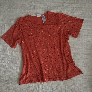 Bobbie Brock’s Size 22/24 Women’s Short Sleeve Crewneck Top in Coral